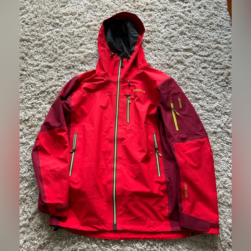 MARMOT MENS  SKI JACKET Gore Tex Hard Shell hooded multi pocket. Excellent Cond